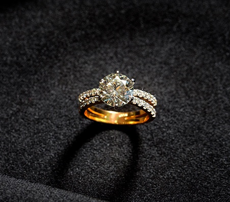 Selling Diamond Ring | Sell Engagement Ring | Sell Wedding Ring